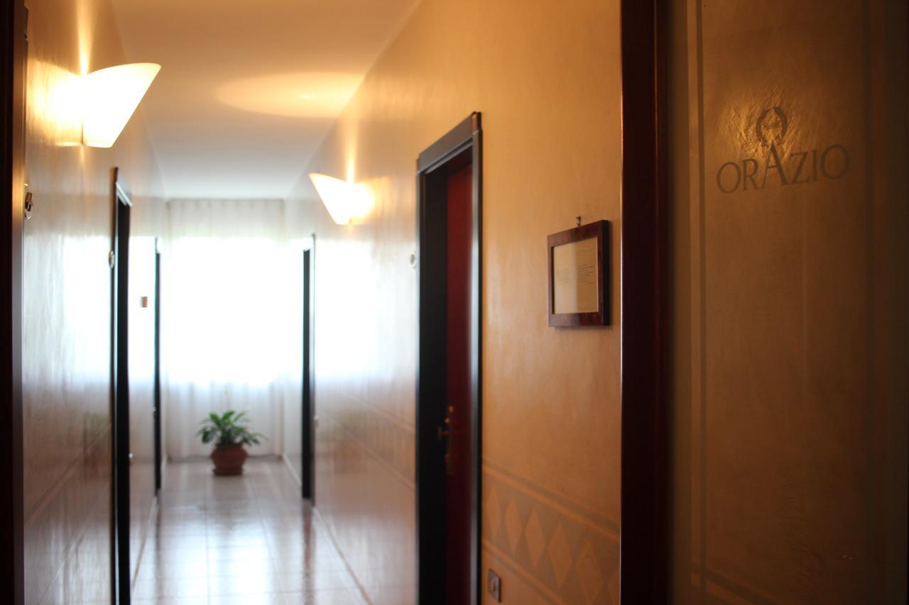 Hotel Orazio Веноса Екстериор снимка